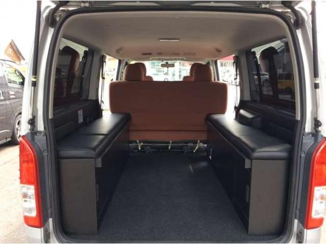 ハイエースバン3.0 スーパーGL ロング ディーゼルターボ 4WD　リアヒーター&クーラー　キーレス　ETC　電動格納ミラー　デュアルエアコン　ベッドキッド　フロントフォグランプ　clarionSDナビ(NXL13)　AUX　Bluetooth　USB　16インチAW 3000