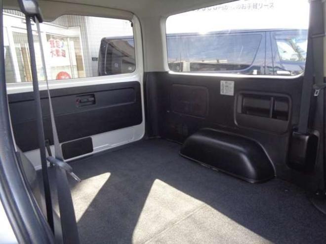 ハイエースバン3.0 スーパーGL ダークプライム ロングボディ ディーゼルターボ 4WD　スマートキー　社外ナビ　バックカメラ　フルセグ　Bluetooth 3000