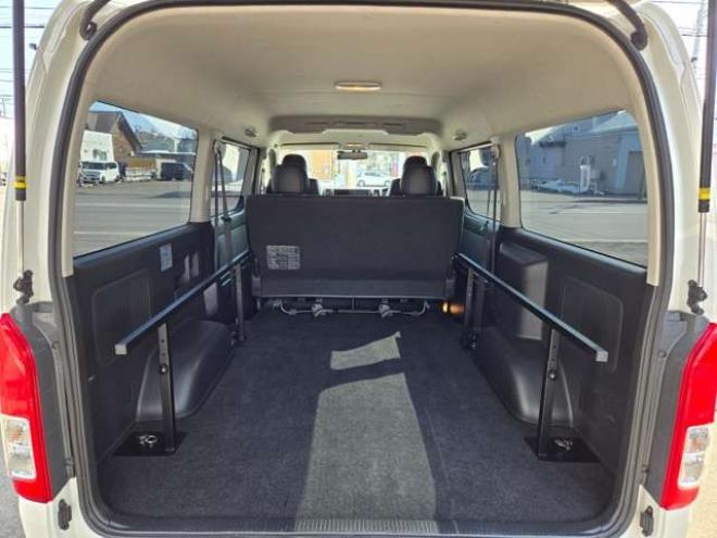 ハイエースバン2.7 スーパーGL ダークプライム ワイド ミドルルーフ ロングボディ 4WD　寒冷地仕様　パワスラ　リアヒーター&クーラー　プッシュスタート　スマートキー　ウッドコンビステアリング&シフトノブ　ハーフレザーシート　ドラレコ　バックカメラ　ETC　メモリナビ　フルセグTV　Bluetooth 2700