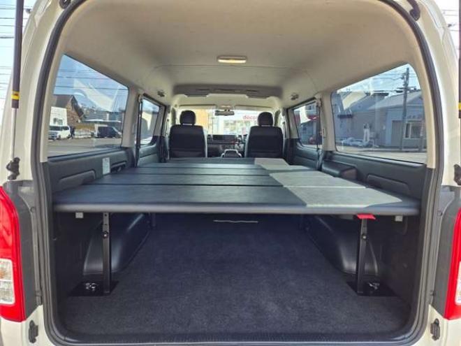 ハイエースバン2.7 スーパーGL ダークプライム ワイド ミドルルーフ ロングボディ 4WD　寒冷地仕様　パワスラ　リアヒーター&クーラー　プッシュスタート　スマートキー　ウッドコンビステアリング&シフトノブ　ハーフレザーシート　ドラレコ　バックカメラ　ETC　メモリナビ　フルセグTV　Bluetooth 2700