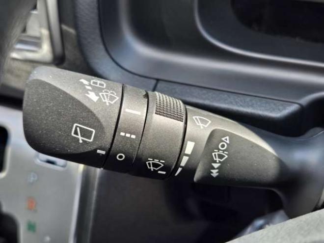 ハイエース2.7 グランドキャビン 4WD　寒冷地　10人乗り　スーパーロング　ワイドボディ　ハイルーフ　プッシュスタート　スマキー　パワスラ　リアヒーター&クーラー　ステアリングスイッチ　車線逸脱防止　衝突被害軽減　横滑り防止　電動格納ミラー 2700