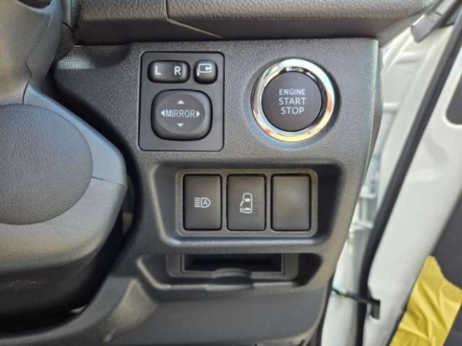 ハイエース2.7 グランドキャビン 4WD　寒冷地　10人乗り　スーパーロング　ワイドボディ　ハイルーフ　プッシュスタート　スマキー　パワスラ　リアヒーター&クーラー　ステアリングスイッチ　車線逸脱防止　衝突被害軽減　横滑り防止　電動格納ミラー 2700