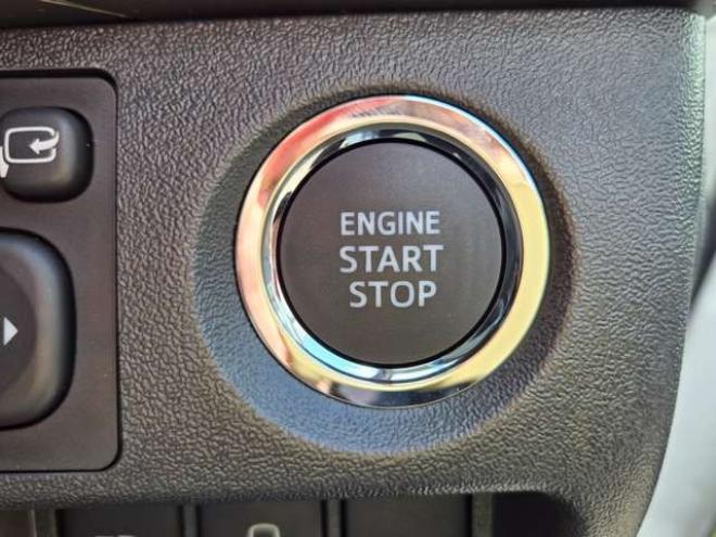 ハイエース2.7 グランドキャビン 4WD　寒冷地　10人乗り　スーパーロング　ワイドボディ　ハイルーフ　プッシュスタート　スマキー　パワスラ　リアヒーター&クーラー　ステアリングスイッチ　車線逸脱防止　衝突被害軽減　横滑り防止　電動格納ミラー 2700