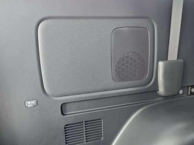 ハイエース2.7 グランドキャビン 4WD　寒冷地　10人乗り　スーパーロング　ワイドボディ　ハイルーフ　プッシュスタート　スマキー　パワスラ　リアヒーター&クーラー　ステアリングスイッチ　車線逸脱防止　衝突被害軽減　横滑り防止　電動格納ミラー 2700