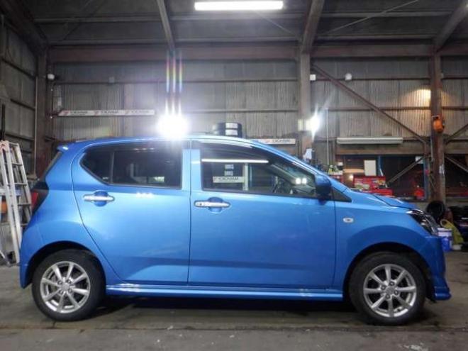 ミライース G SAIII 4WD　純正ディスプレイオーディオ・B/T・LEDヘッドライト・スマートキー・プッシュスタート・アイドリングストップ・シートヒーター・オートマチックハイビーム・純正エンスタ・衝突軽減・クリアランスソナー 660