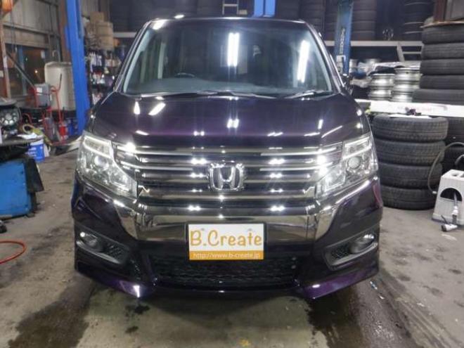 ステップワゴン2.0 スパーダ Z クールスピリット 4WD　本州仕入・後期型・ナビ・TV・Bカメラ・両側電動・スマートキー・クルコン・ETC・ワイパーデアイサー・HID・リアヒーター・フォグランプ・アイドリングストップ・フルフラットシート・パドルシフト 2000