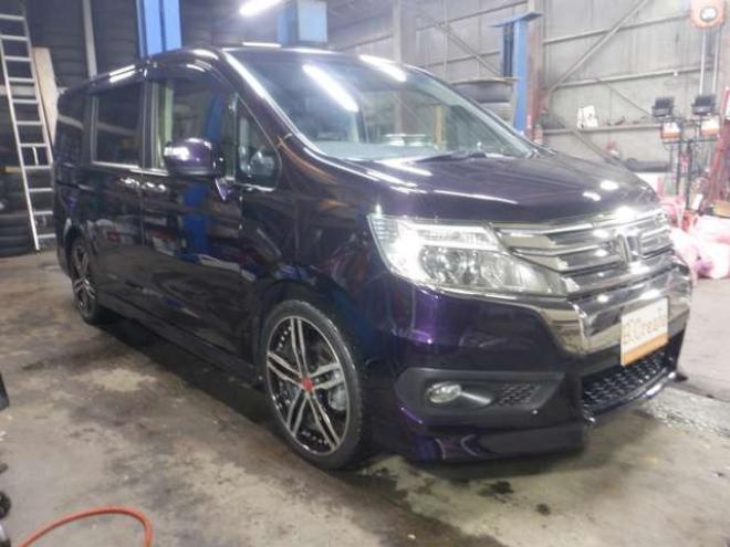 ステップワゴン2.0 スパーダ Z クールスピリット 4WD　本州仕入・後期型・ナビ・TV・Bカメラ・両側電動・スマートキー・クルコン・ETC・ワイパーデアイサー・HID・リアヒーター・フォグランプ・アイドリングストップ・フルフラットシート・パドルシフト 2000