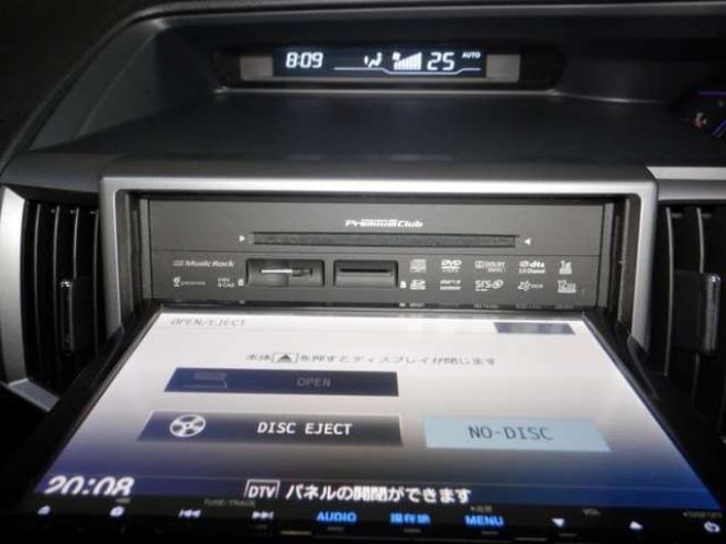 ステップワゴン2.0 スパーダ Z クールスピリット 4WD　本州仕入・後期型・ナビ・TV・Bカメラ・両側電動・スマートキー・クルコン・ETC・ワイパーデアイサー・HID・リアヒーター・フォグランプ・アイドリングストップ・フルフラットシート・パドルシフト 2000