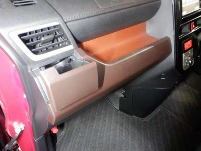 タンク1.0 G 4WD　ナビ・TV・Bカメラ・B/T・両側電動・スマートキー・プッシュスタート・クルコン・アイドリングストップ・純正エンスタ・オートライト・ステアリングスイッチ・オートエアコン 1000