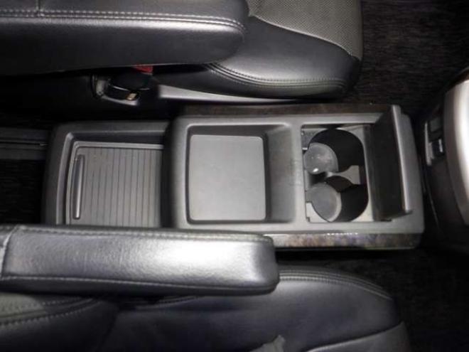 ヴェルファイア3.5 Z Gエディション 4WD　後期型・ナビ・BT・TV・バックカメラ・両側電動・パワーシート・サイドカメラ・フリップダウンモニタ・パワーバックドア・ETC・クルコン 3500