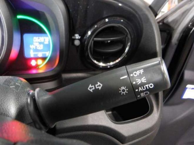 N-ONEG SSパッケージ 4WD　本州仕入れ　4WD　SDナビ　フルセグTV　バックカメラ　USB接続　前席シートヒーター　ステアリングスイッチ　HID　スマートキー　プッシュスタート　ドアバイザー 660