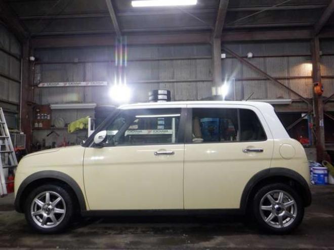 ラパンX 4WD　ナビ　Bluetoothオーディオ　フルセグTV　USB接続　全方位カメラ　衝突軽減ブレーキ　ステアリングスイッチ　ETC　アイドリングストップ　シートヒーター　HID　スマートキー　プッシュスタート 660