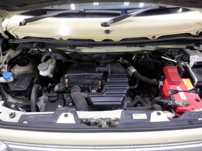 ラパンX 4WD　ナビ　Bluetoothオーディオ　フルセグTV　USB接続　全方位カメラ　衝突軽減ブレーキ　ステアリングスイッチ　ETC　アイドリングストップ　シートヒーター　HID　スマートキー　プッシュスタート 660