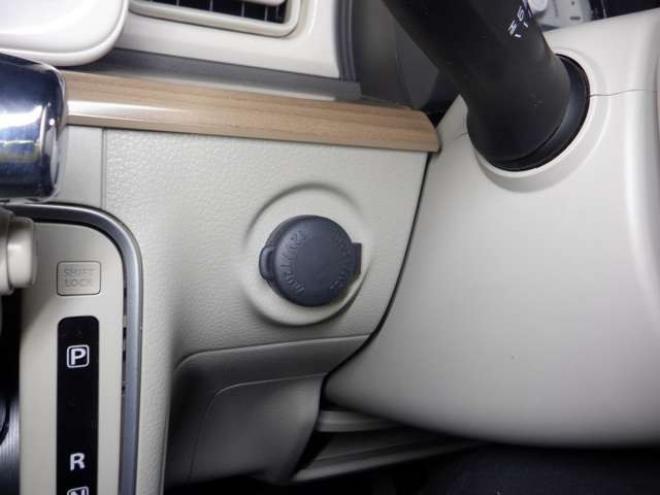 ラパンX 4WD　ナビ　Bluetoothオーディオ　フルセグTV　USB接続　全方位カメラ　衝突軽減ブレーキ　ステアリングスイッチ　ETC　アイドリングストップ　シートヒーター　HID　スマートキー　プッシュスタート 660