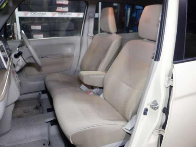 ラパンX 4WD　ナビ　Bluetoothオーディオ　フルセグTV　USB接続　全方位カメラ　衝突軽減ブレーキ　ステアリングスイッチ　ETC　アイドリングストップ　シートヒーター　HID　スマートキー　プッシュスタート 660