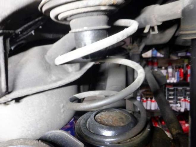 ラパンX 4WD　ナビ　Bluetoothオーディオ　フルセグTV　USB接続　全方位カメラ　衝突軽減ブレーキ　ステアリングスイッチ　ETC　アイドリングストップ　シートヒーター　HID　スマートキー　プッシュスタート 660