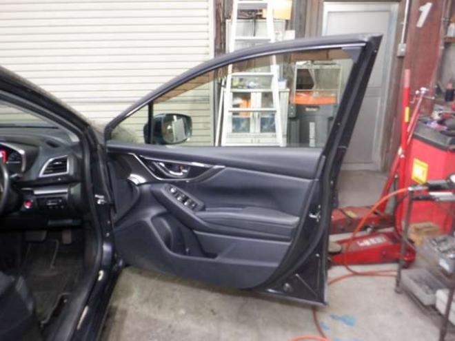 インプレッサスポーツ 2.0 i-L アイサイト 4WD　ブラックレザーセレクション　本州仕入れ　4WD　MOPナビ　B/T　TV　バックカメラ　ETC　クルコン　シートヒーター　レザーシート　衝突軽減　LEDヘッドライト　フォグランプ　ドアバイザー　スマートキー 2000