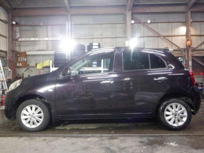 マーチ1.2 ボレロ 4WD　本州仕入・ナビ・TV・Bカメラ・インテリキー・プッシュスタート・ETC・ライトレベライザー・オートエアコン・オートライト・14インチAW 1200