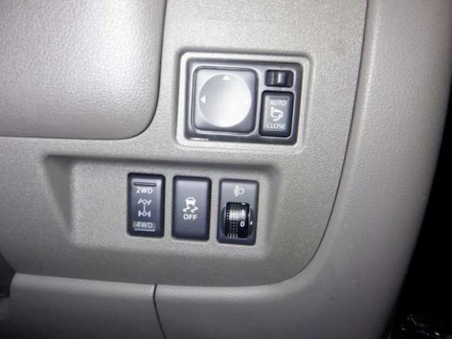 マーチ1.2 ボレロ 4WD　本州仕入・ナビ・TV・Bカメラ・インテリキー・プッシュスタート・ETC・ライトレベライザー・オートエアコン・オートライト・14インチAW 1200