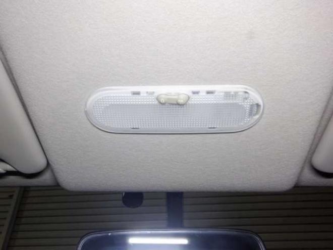 マーチ1.2 ボレロ 4WD　本州仕入・ナビ・TV・Bカメラ・インテリキー・プッシュスタート・ETC・ライトレベライザー・オートエアコン・オートライト・14インチAW 1200