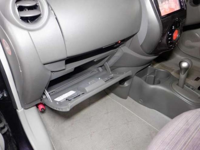 マーチ1.2 ボレロ 4WD　本州仕入・ナビ・TV・Bカメラ・インテリキー・プッシュスタート・ETC・ライトレベライザー・オートエアコン・オートライト・14インチAW 1200