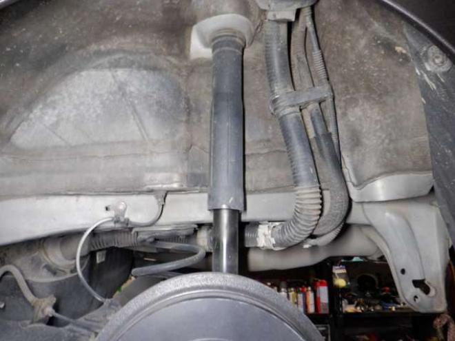 アクア1.5 G ブラックソフトレザーセレクション　本州仕入・ナビ・TV・B/T・レザーシート・本州仕入・純正エアロ・シートヒーター・ステアリングスイッチ・バックカメラ・スマートキー・プッシュスタート 2WD 1500