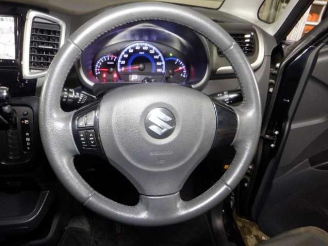 ソリオ1.2 バンディット 4WD　本州仕入・ナビ・TV・B/T・Bカメラ・両側電動・スマートキー・プッシュスタート・HID・シートヒーター・純正AW・フォグランプ 1200