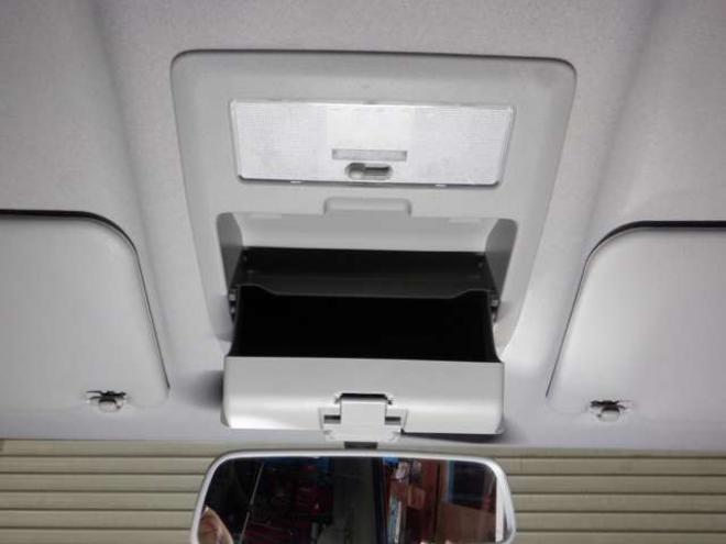 ソリオ1.2 バンディット 4WD　4WD　ナビ　フルセグTV　USB接続　バックカメラ　サイドカメラ　シートヒーター　両側パワスラ　100V電源　HID　フォグランプ　ドアバイザー　スマートキー　プッシュスタート 1200