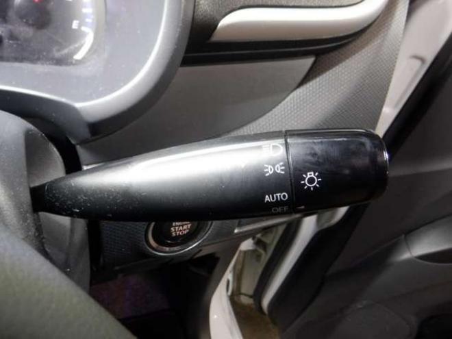 ソリオ1.2 バンディット 4WD　4WD　ナビ　フルセグTV　USB接続　バックカメラ　サイドカメラ　シートヒーター　両側パワスラ　100V電源　HID　フォグランプ　ドアバイザー　スマートキー　プッシュスタート 1200