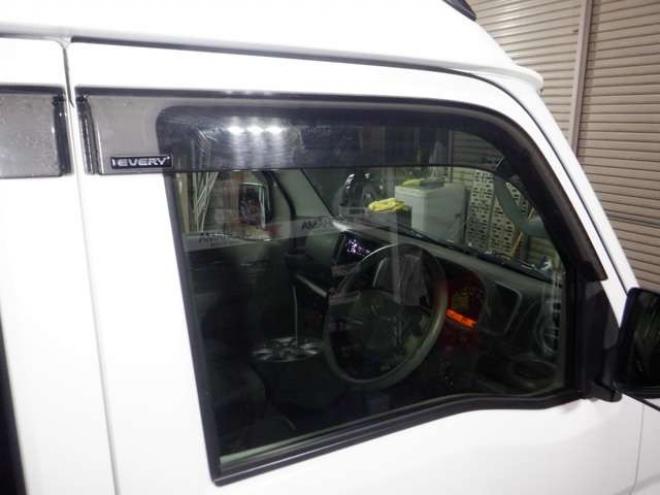 エブリィPC ハイルーフ 4WD　切替4WD　修復歴なし　キーレス　両側スライドドア　ETC　社外CDオーディオ　前席パワーウインドウ　ドアバイザー　オーバーヘッドシェルフ　プライバシーガラス 660