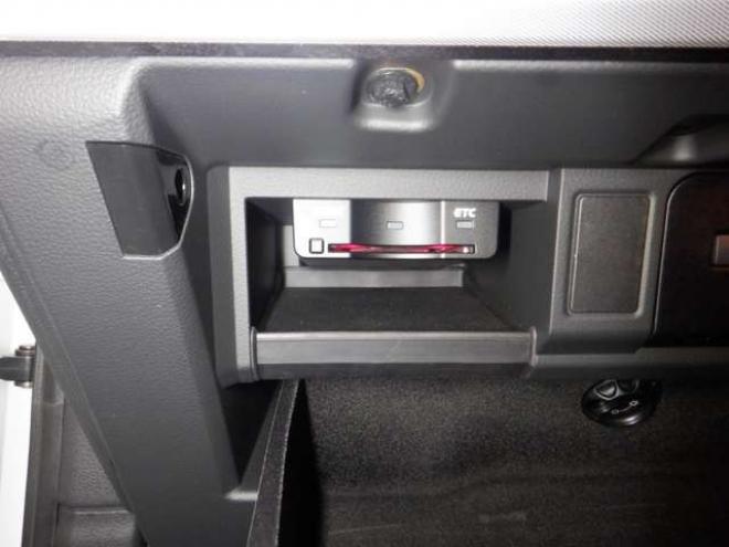 アウディQ5 2.0 TFSI クワトロ スポーツ ラグジュアリーパッケージ 4WD　茶革・ナビ・TV・B/T・F/S/Bカメラ・マトリクスLED・ヴァーチャルコックピット・電動リアゲート・シートヒーター・ACC・パワーシート・ETC・エアサス 正規輸入車 2000