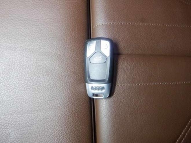 アウディQ5 2.0 TFSI クワトロ スポーツ ラグジュアリーパッケージ 4WD　茶革・ナビ・TV・B/T・F/S/Bカメラ・マトリクスLED・ヴァーチャルコックピット・電動リアゲート・シートヒーター・ACC・パワーシート・ETC・エアサス 正規輸入車 2000