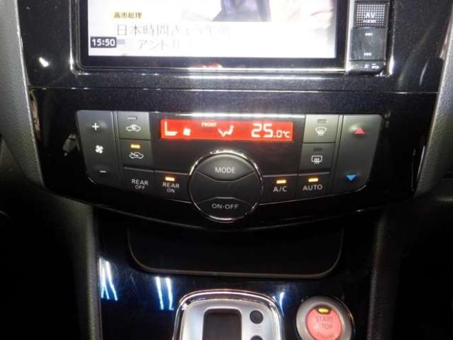 セレナ2.0 ハイウェイスター 4WD　ナビ・TV・B/T・Bカメラ・エンジンスターター・両側電動・フリップダウンモニター・LEDヘッドライト・インテリキー・プッシュスタート・アイドリングストップ・クルコン・ETC・寒冷地仕様・フォグランプ 2000