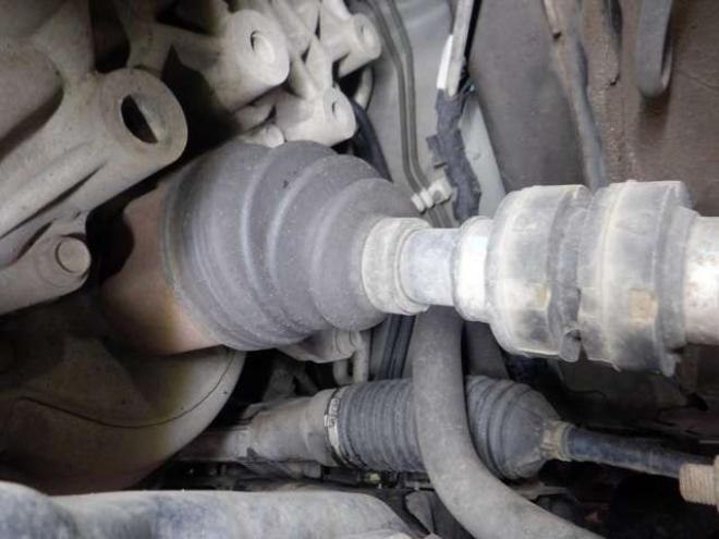 セレナ2.0 ハイウェイスター 4WD　ナビ・TV・B/T・Bカメラ・エンジンスターター・両側電動・フリップダウンモニター・LEDヘッドライト・インテリキー・プッシュスタート・アイドリングストップ・クルコン・ETC・寒冷地仕様・フォグランプ 2000