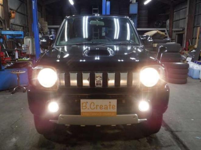 ジムニークロスアドベンチャー XC 4WD　本州仕入・ナビ・TV・B/T・シートヒーター・キーレス・ミラーヒーター・ターボ・ライトレベライザー・ETC・ドアバイザー・電動格納ミラー・16インチ社外AW・フォグランプ 660