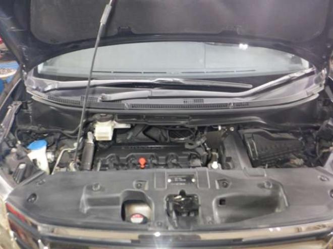 ステップワゴン2.0 スパーダ Z クールスピリット インターナビセレクション 4WD　本州仕入・後期型・ナビ・TV・Bカメラ・Rモニター・両側電動・スマートキー・クルコン・HID・ETC・パドルシフト・ハーフレザーシート・ワイパーデアイサー・リアヒーター・ミラーヒーター・アイドリングストップ 2000