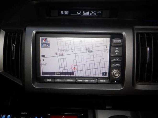 ステップワゴン2.0 スパーダ Z クールスピリット インターナビセレクション 4WD　本州仕入・後期型・ナビ・TV・Bカメラ・Rモニター・両側電動・スマートキー・クルコン・HID・ETC・パドルシフト・ハーフレザーシート・ワイパーデアイサー・リアヒーター・ミラーヒーター・アイドリングストップ 2000