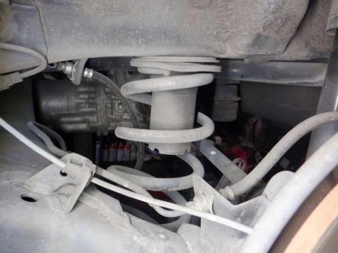 ステップワゴン2.0 スパーダ Z クールスピリット インターナビセレクション 4WD　本州仕入・後期型・ナビ・TV・Bカメラ・Rモニター・両側電動・スマートキー・クルコン・HID・ETC・パドルシフト・ハーフレザーシート・ワイパーデアイサー・リアヒーター・ミラーヒーター・アイドリングストップ 2000