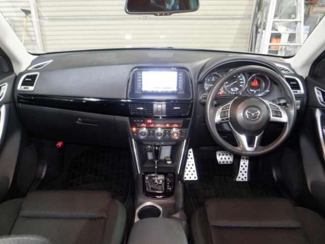 CX-52.2 XD ディーゼルターボ 4WD　ナビ・TV・B/T・S/Bカメラ・エンスタ・スマートキー・プッシュスタート・クルコン・衝突軽減・ステアリングスイッチ・HID・ETC・フォグランプ・アイドリングストップ・純正AW・オートライト 2200