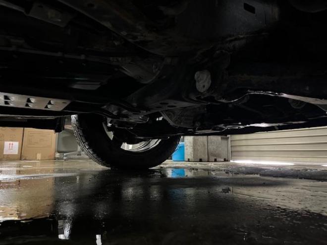 レクサスＬＸ５７０　ブラックシークエンス　寒冷地仕様　マークレビンソン　リアエンターテイメント　純正２１インチＡＷ　社外２０ＡＷ＋スタッドレスタイヤ付　純正ブラックレザーシート　電動サンルーフ　ヘッドアップディスプレイ　リア５面フィルム施工 4WD 5700 5Dr