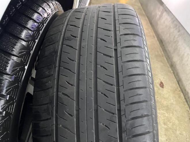 レクサスＬＸ５７０　ブラックシークエンス　寒冷地仕様　マークレビンソン　リアエンターテイメント　純正２１インチＡＷ　社外２０ＡＷ＋スタッドレスタイヤ付　純正ブラックレザーシート　電動サンルーフ　ヘッドアップディスプレイ　リア５面フィルム施工 4WD 5700 5Dr