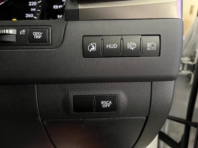 レクサスＬＸ５７０　ブラックシークエンス　寒冷地仕様　マークレビンソン　リアエンターテイメント　純正２１インチＡＷ　社外２０ＡＷ＋スタッドレスタイヤ付　純正ブラックレザーシート　電動サンルーフ　ヘッドアップディスプレイ　リア５面フィルム施工 4WD 5700 5Dr