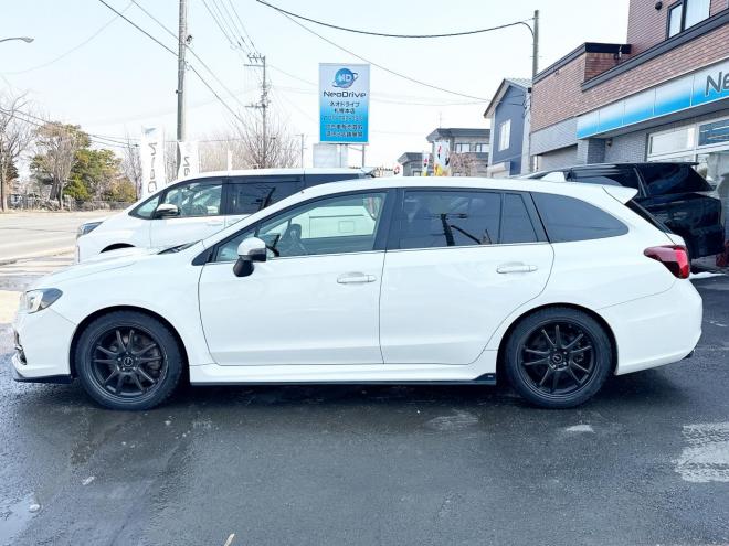 レヴォーグ2.0GT-Sアイサイト 4WD ローンが不安な方＜優遇ローン＞ 本州仕入 STIスポイラー 純正ナビ　ハーフレザー 4WD 2000 5Dr