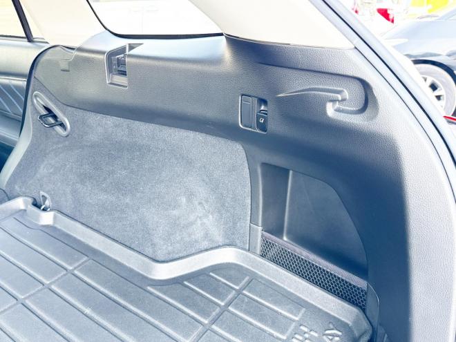 レヴォーグ2.0GT-Sアイサイト 4WD ローンが不安な方＜優遇ローン＞ 本州仕入 STIスポイラー 純正ナビ　ハーフレザー 4WD 2000 5Dr