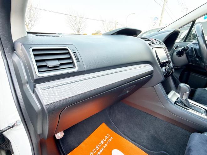 レヴォーグ2.0GT-Sアイサイト 4WD ローンが不安な方＜優遇ローン＞ 本州仕入 STIスポイラー 純正ナビ　ハーフレザー 4WD 2000 5Dr