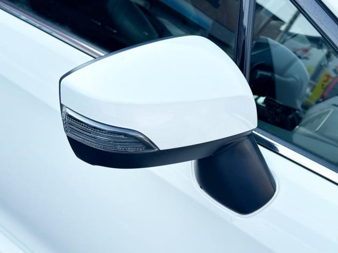 レヴォーグ2.0GT-Sアイサイト 4WD ローンが不安な方＜優遇ローン＞ 本州仕入 STIスポイラー 純正ナビ　ハーフレザー 4WD 2000 5Dr