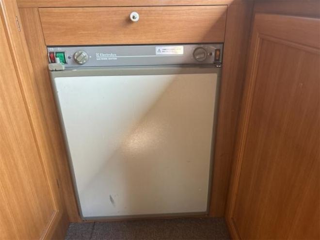 カムロードキャンピング　 2WD 3000