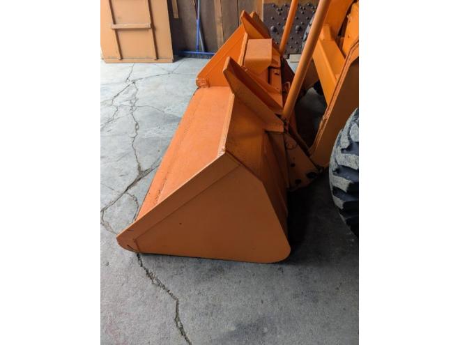 スキッドステアローダトヨタジョブサン　2SDK6　1.600H