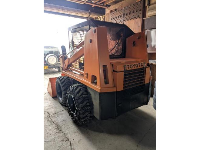 スキッドステアローダトヨタジョブサン　2SDK6　1.600H