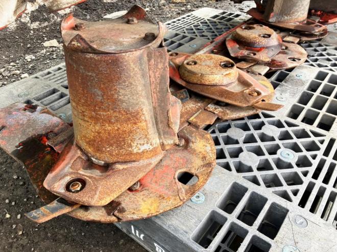 芝草刈機クーン　中古　4連ディスクモアー　GMD16　農機具　作業機